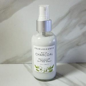 Pearlessence white charcoal mattify set spray